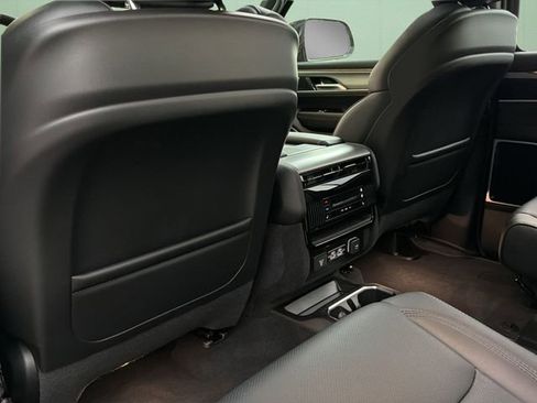 New 2026 Jeep Grand Wagoneer Limited w/ Premium Group II AWD/4WD image 23