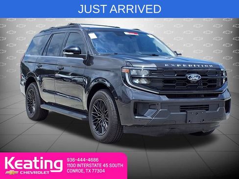 Used 2025 Ford Expedition Active AWD/4WD image 1