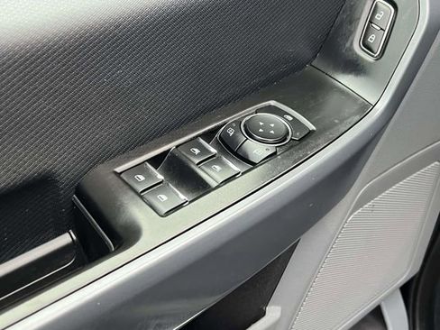 Used 2023 Ford F150 XLT w/ XTR Package image 17