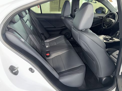 Used 2025 Lexus IS 350 F Sport RWD image 12