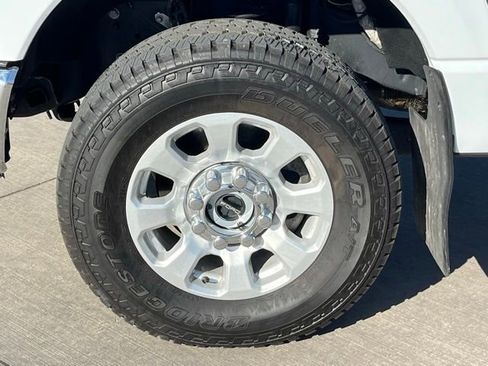 Used 2024 Ford F250 XLT w/ FX4 Off-Road Package AWD/4WD image 5