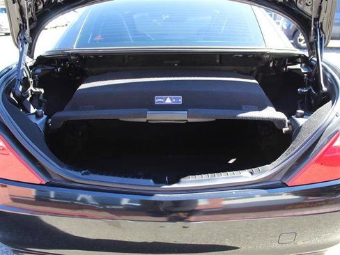 Used 2015 Mercedes-Benz SLK 250 w/ Premium Package image 34