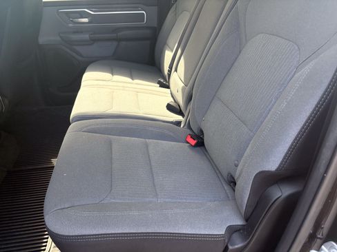 Used 2019 RAM 1500 Big Horn RWD image 9