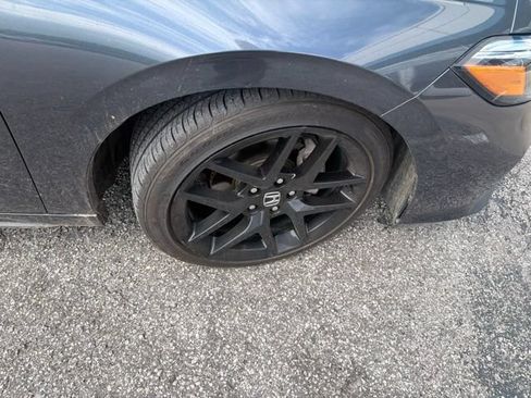 Used 2025 Honda Civic Sport image 8