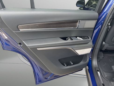 New 2026 Cadillac Vistiq Sport w/ LPO, Floor Liner Package image 35