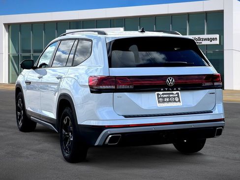 New 2026 Volkswagen Atlas Peak Edition AWD/4WD image 6
