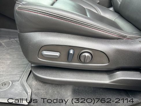 Certified 2023 Chevrolet Traverse RS w/ LPO, Floor Liner Package AWD/4WD image 17