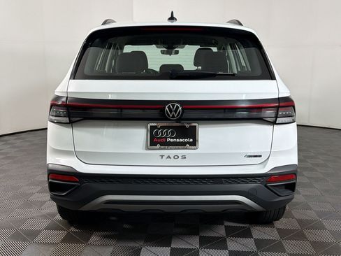 Used 2025 Volkswagen Taos S AWD/4WD image 8