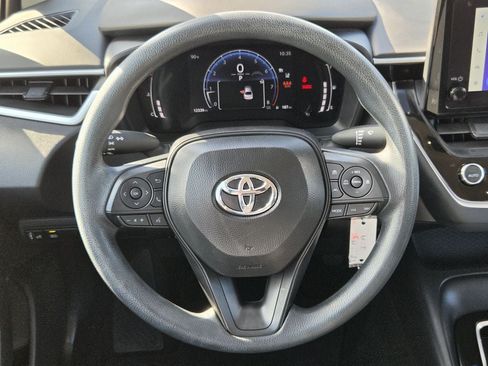 Used 2026 Toyota Corolla LE FWD image 15