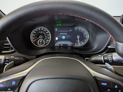 Used 2024 Genesis G70 2.5T w/ Sport Prestige Package image 38