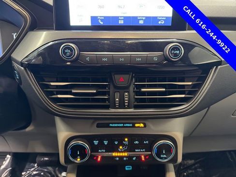 Used 2023 Ford Escape Active image 8