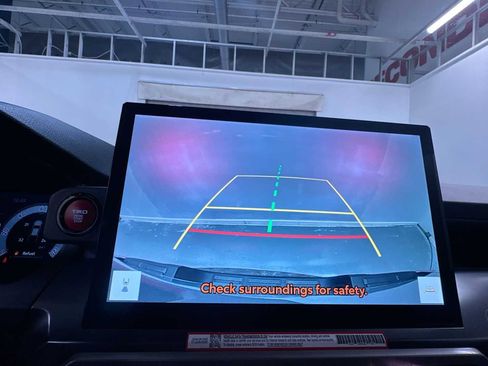 Used 2024 Toyota Tacoma TRD Sport image 24