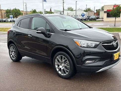 Used 2018 Buick Encore Sport Touring AWD/4WD image 3