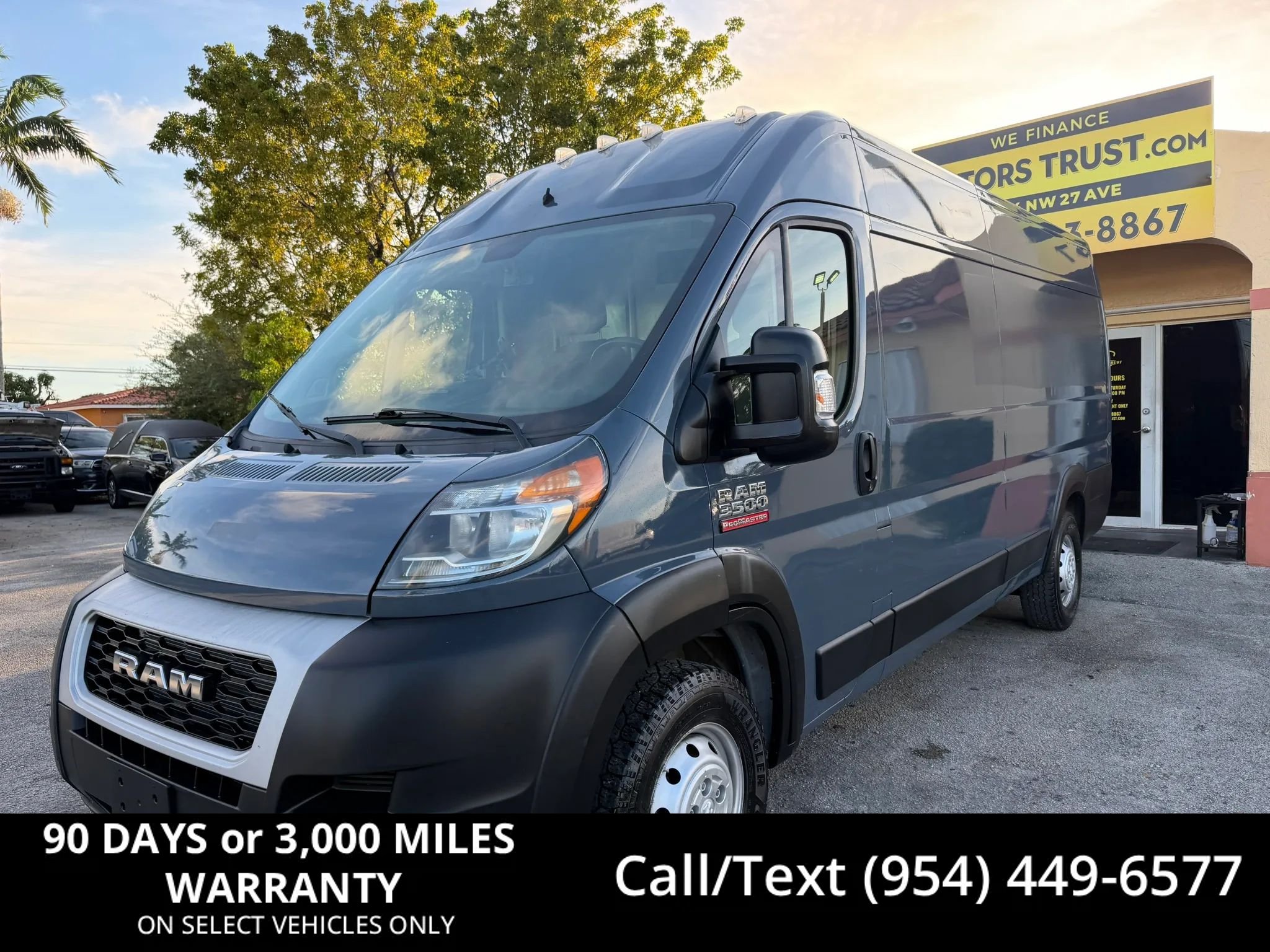 Used 2020 RAM ProMaster 3500 FWD image 1