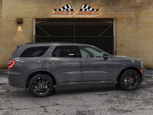 Used 2025 Dodge Durango R/T image 11