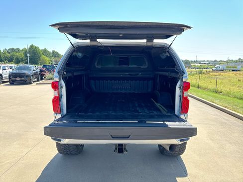 Used 2021 Chevrolet Silverado 2500 High Country AWD/4WD image 23