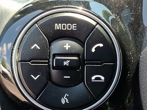 Used 2020 Kia Soul GT-Line Turbo FWD image 22