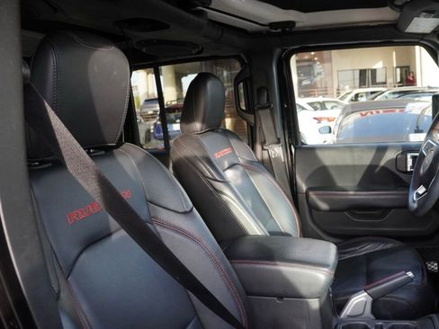 Used 2018 Jeep Wrangler Unlimited Rubicon image 19