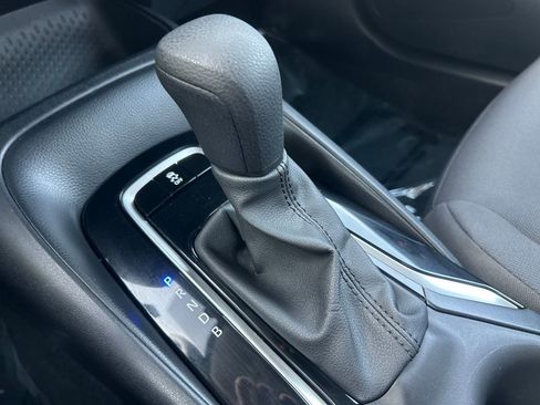 Used 2024 Toyota Corolla LE image 17