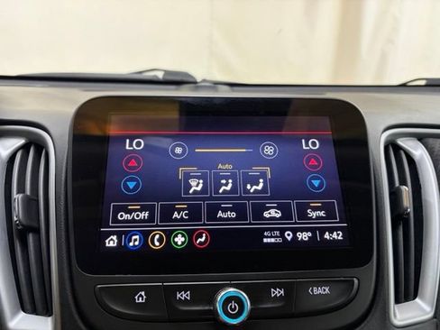Used 2023 Chevrolet Malibu LT FWD image 33