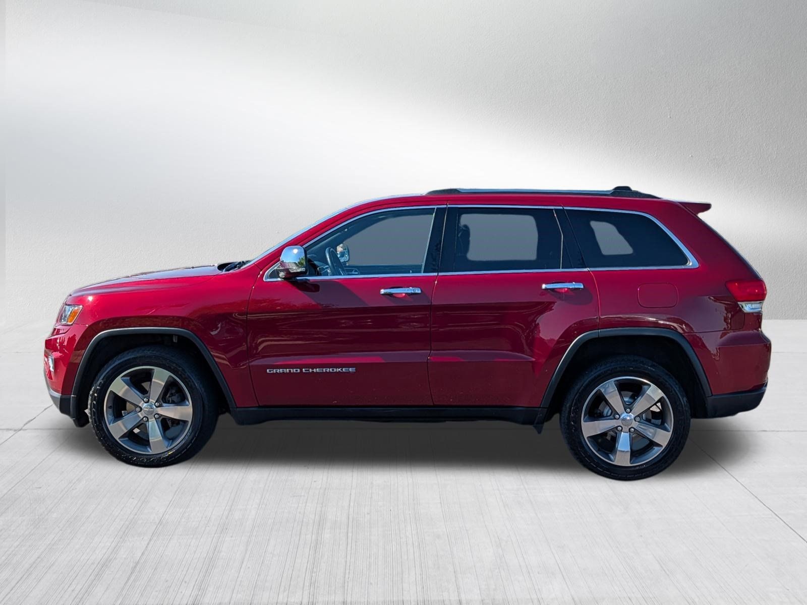 Used 2014 Jeep Grand Cherokee Limited w/ Trailer Tow Group IV AWD/4WD image 4