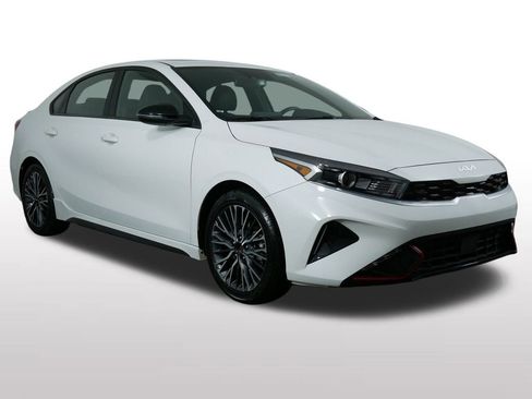Certified 2023 Kia Forte GT-Line w/ GT-Line Premium Package image 2