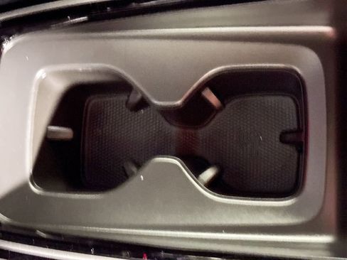 Certified 2023 Volkswagen ID.4 Pro S AWD/4WD image 15