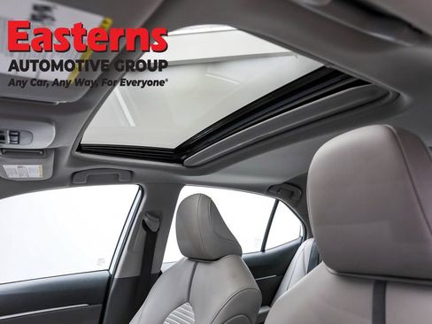 Used 2024 Toyota Camry SE w/ Cold Weather Package image 34