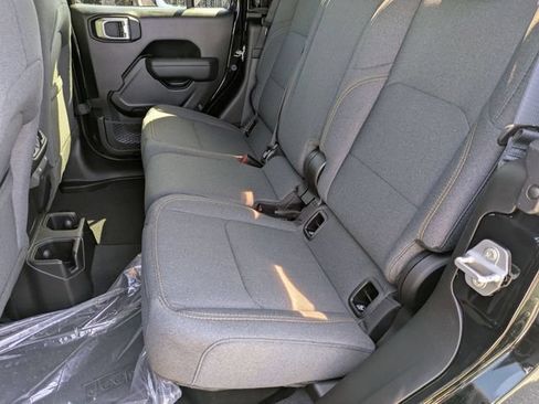 New 2026 Jeep Gladiator Sport AWD/4WD image 31