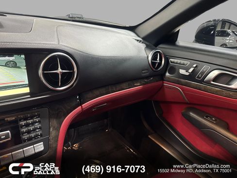 Used 2013 Mercedes-Benz SL 550 image 32