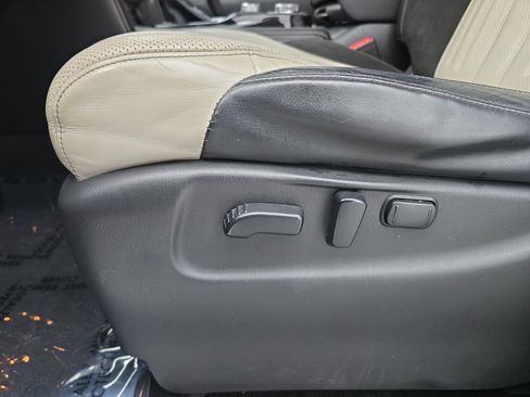 Used 2020 INFINITI QX80 Limited w/ All-Season Package image 29