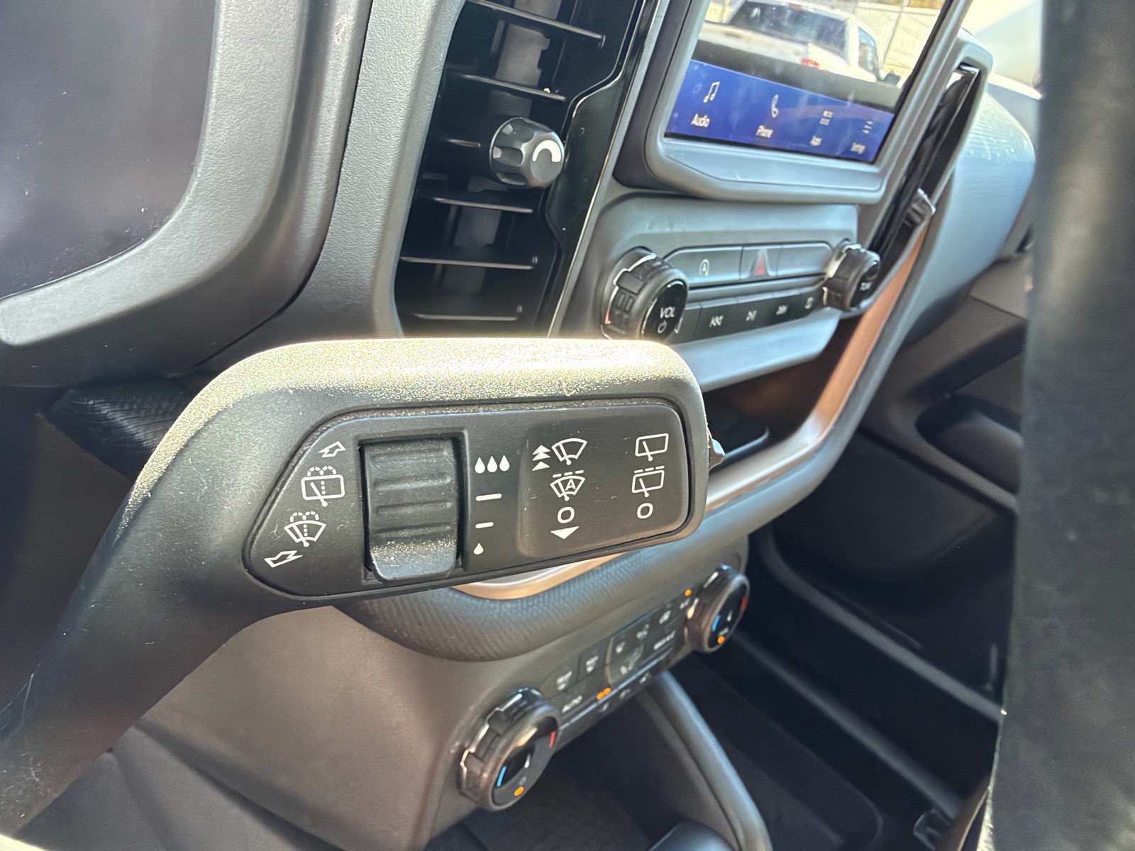Used 2024 Ford Bronco Sport Outer Banks AWD/4WD image 29