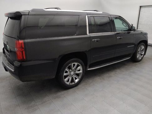 Used 2017 Chevrolet Suburban Premier image 10