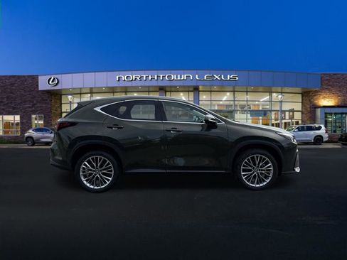 Used 2026 Lexus NX 350h AWD w/ Accessory Package (2T) image 24