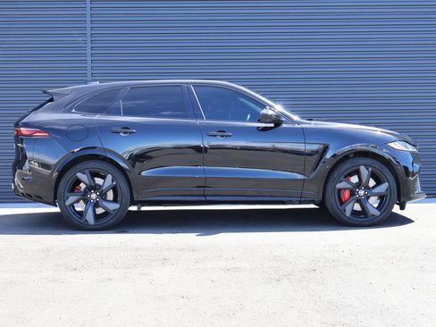 Used 2024 Jaguar F-PACE SVR AWD/4WD image 4