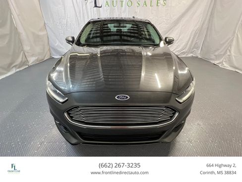 Used 2016 Ford Fusion SE FWD image 2