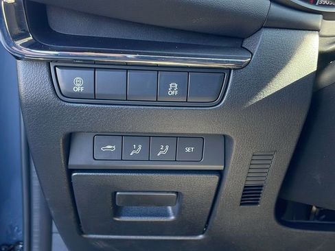 Used 2023 MAZDA MAZDA3 s image 26