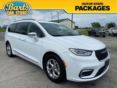Used 2022 Chrysler Pacifica Limited