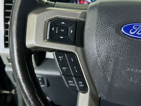 Used 2022 Ford F450 Platinum w/ FX4 Off-Road Package AWD/4WD image 15