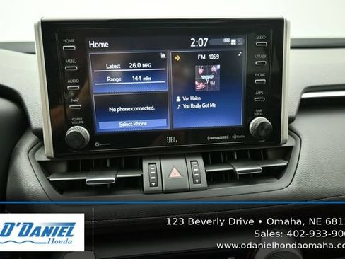 Used 2020 Toyota RAV4 XLE Premium AWD/4WD image 30