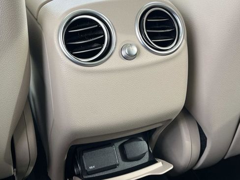 Certified 2020 Mercedes-Benz GLC 300 4MATIC image 21