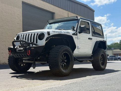Used 2021 Jeep Wrangler Sport AWD/4WD image 32