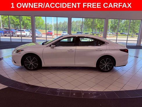 Certified 2022 Lexus ES 350 w/ Premium Package FWD image 4