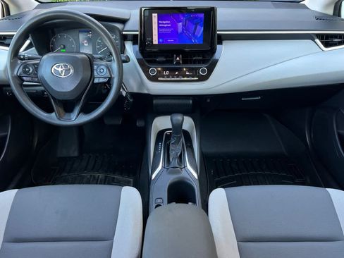 Certified 2023 Toyota Corolla LE FWD image 3