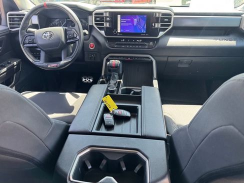 Used 2022 Toyota Tundra SR5 AWD/4WD image 21
