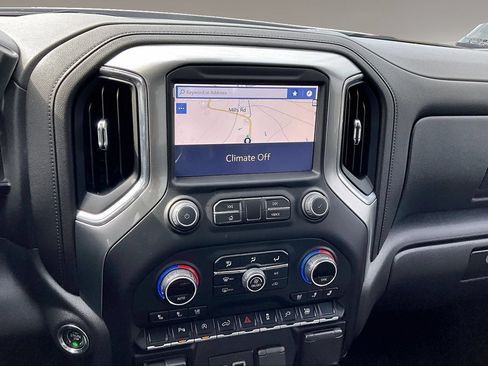 Used 2021 Chevrolet Silverado 1500 LTZ w/ LTZ Convenience Package II AWD/4WD image 11