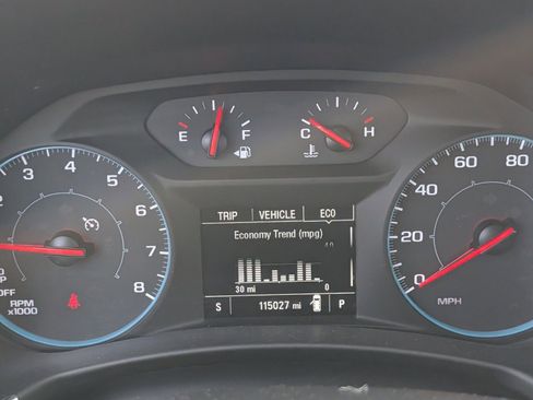 Used 2020 Chevrolet Equinox LS image 25