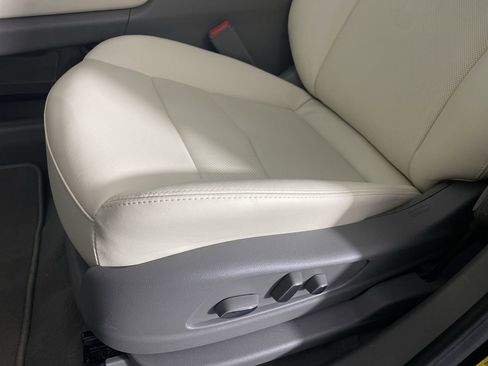 New 2025 Cadillac XT5 Premium Luxury w/ Technology Package image 10