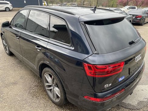Used 2017 Audi Q7 3.0T Prestige w/ Prestige Package AWD/4WD image 10