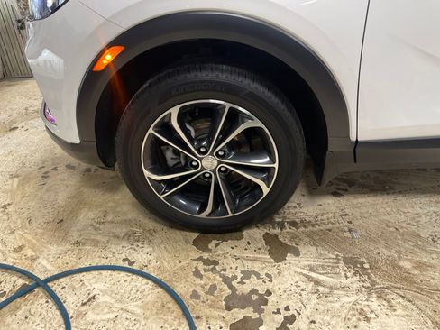 Certified 2021 Buick Encore GX Essence w/ Advanced Technology Package image 27